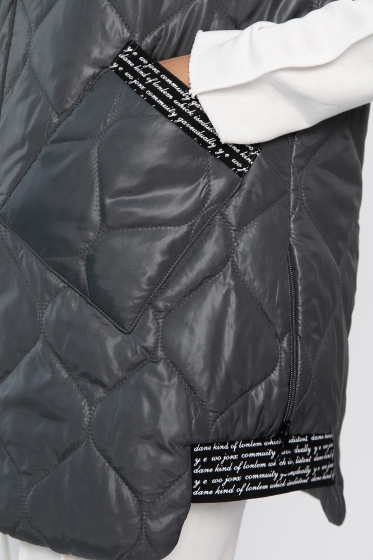 Жилет утепленный Дана Мур (графит) Б14310-18М