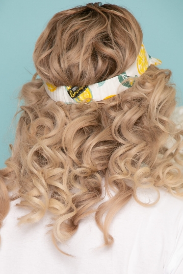 Козырек хлопковый (лимончики, белый) КЗ10