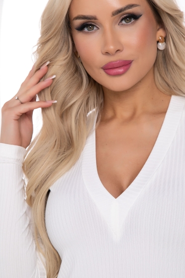 Джемпер с V-образным вырезом (белый) Б8273